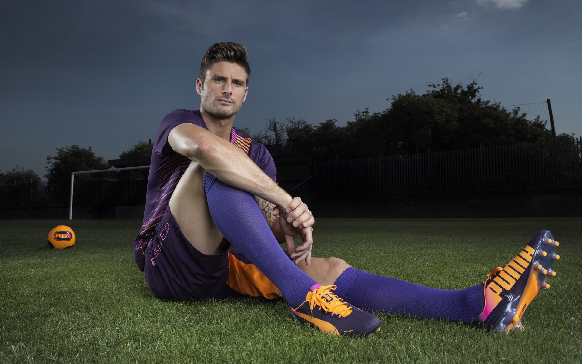 乐鱼体育APP官方下载-“中国足球职业联赛新纪元：多样化发展”，中国实行足球职业联赛